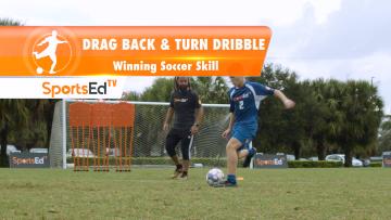 DRAG BACK & TURN DRIBBLE - Winning Dribbling Skills • Ages 14+